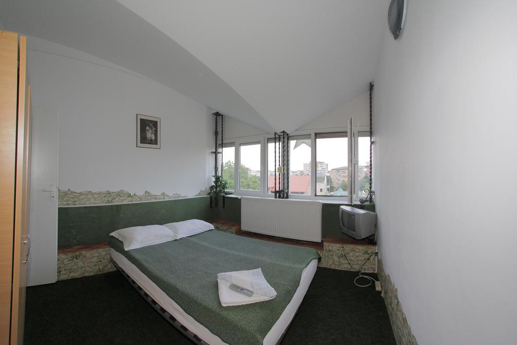 Pensiunea Bianco Nero Timişoara Exterior foto